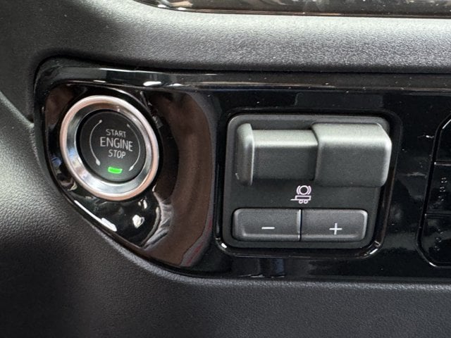 2026 Chevrolet Silverado 2500 HD ZR2 - Photo 15