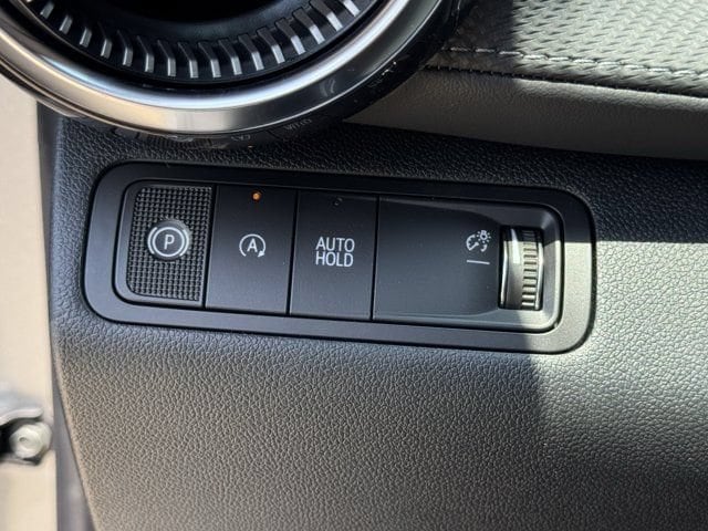 2027 Chevrolet Equinox LT - Photo 20