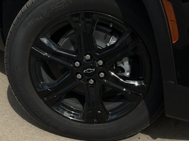 2027 Chevrolet Traverse LT - Photo 10