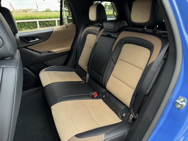 2027 Chevrolet Equinox Activ - Photo 24