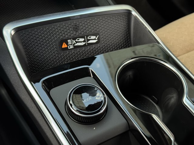 2027 Chevrolet Equinox Activ - Photo 17
