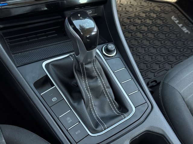 Used 2025 13690 Volkswagen S image 20