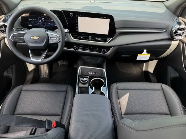 2027 Chevrolet Equinox LT - Photo 10