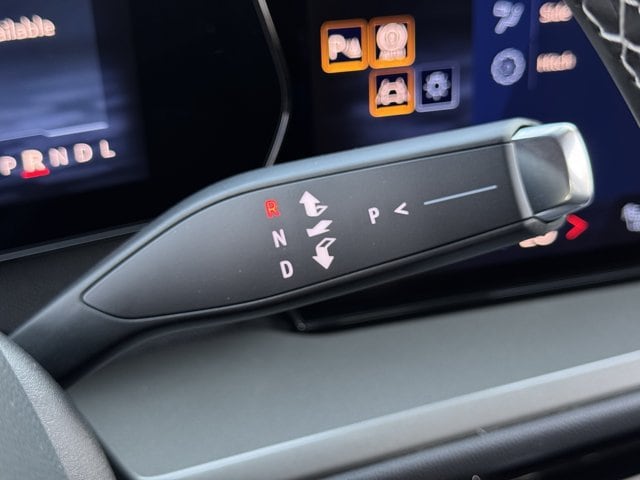 2027 Chevrolet Traverse LT - Photo 17