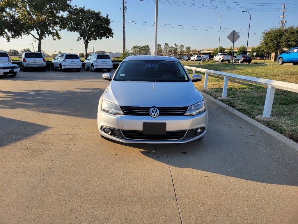 Used 2013 Volkswagen Jetta Sedan For Sale at Stonebriar Chevrolet VIN