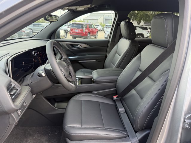 2027 Chevrolet Traverse LT - Photo 23