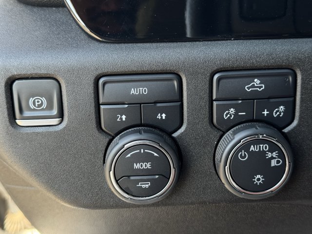 2024 Chevrolet Silverado 1500 LT - Photo 23