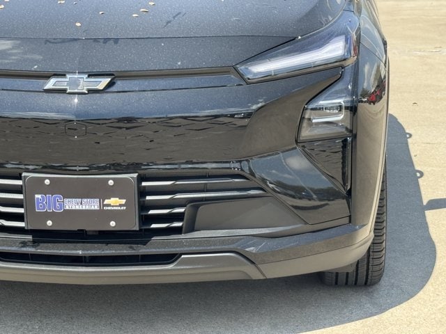 2027 Chevrolet Bolt LT - Photo 9