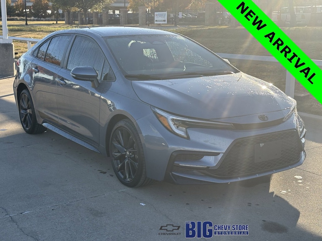 Used 2024 Toyota Corolla SE Sedan
