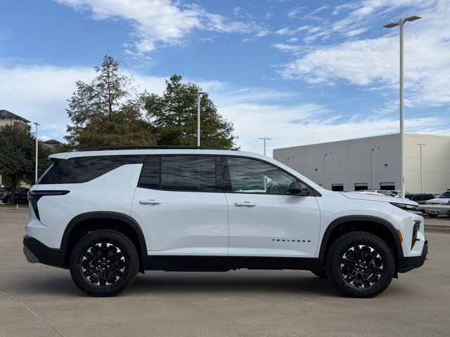 2027 Chevrolet Traverse Z71 - Photo 3