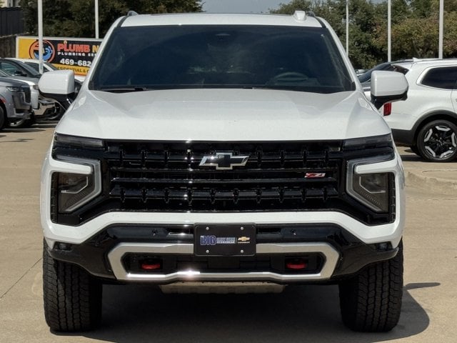 2026 Chevrolet Suburban Z71 - Photo 8