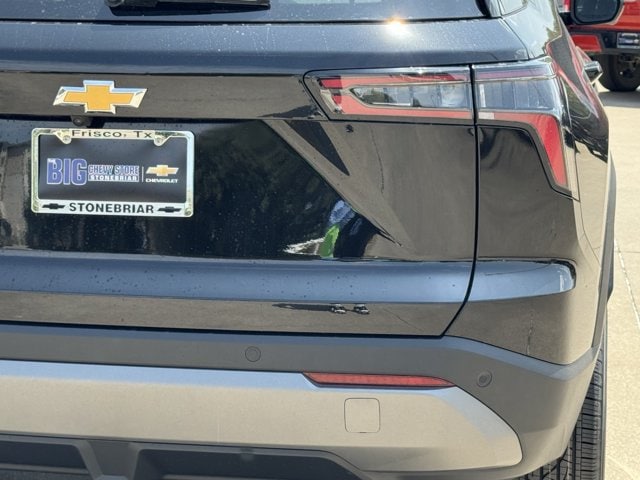 2027 Chevrolet Equinox LT - Photo 7