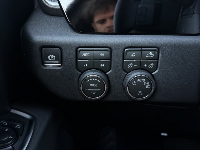 2026 Chevrolet Silverado 1500 LT - Photo 20
