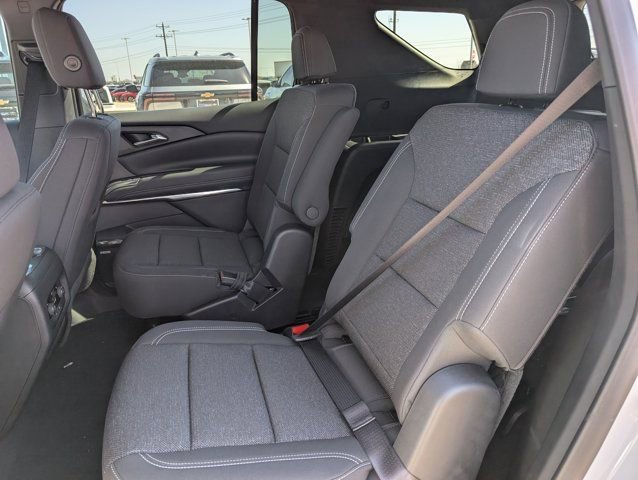 2025 Chevrolet Traverse LT - Photo 23