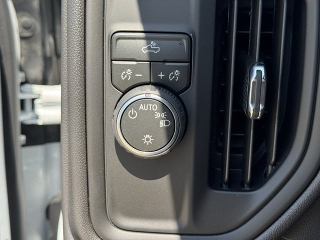 2026 Chevrolet Silverado 1500 Custom - Photo 19