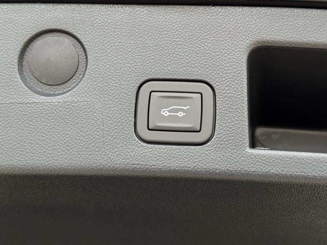 2027 Chevrolet Equinox LT - Photo 27