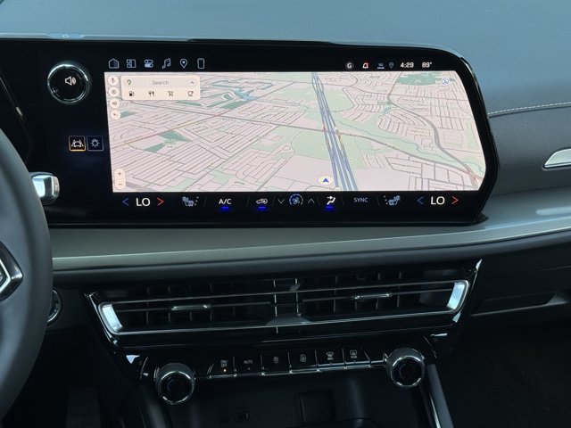 2027 Chevrolet Traverse LT - Photo 13