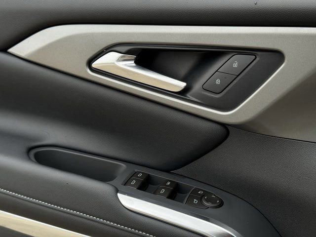 2026 Chevrolet Traverse LT - Photo 19