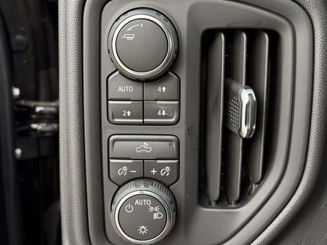 2026 Chevrolet Silverado 1500 Custom Trail Boss - Photo 18