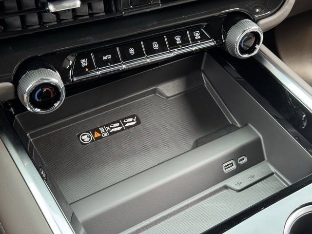 2026 Chevrolet Tahoe LT - Photo 15