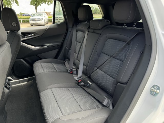 2027 Chevrolet Equinox LT - Photo 24