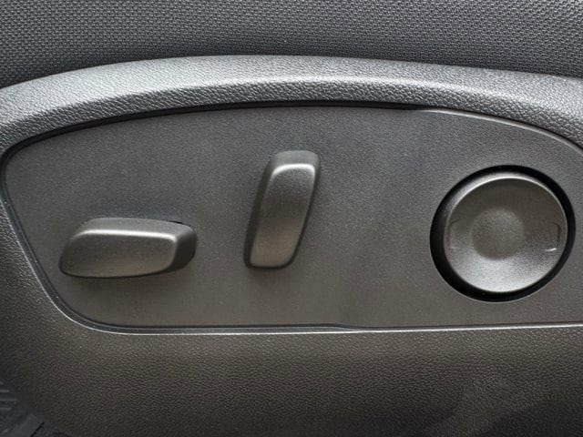 2025 Chevrolet Traverse LT - Photo 22