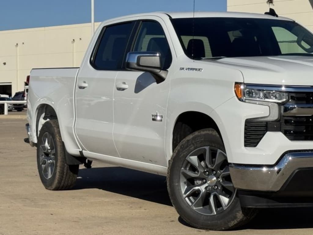 New 2026 Chevrolet Silverado 1500 LT Truck Crew Cab