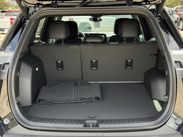 2027 Chevrolet Equinox LT - Photo 26