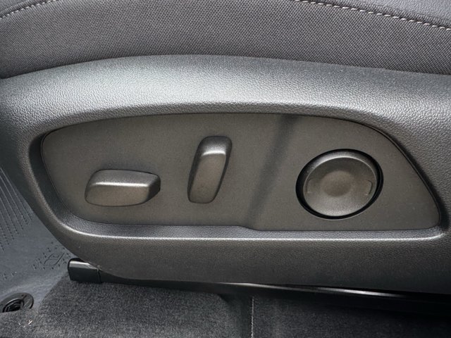 2027 Chevrolet Equinox LT - Photo 22