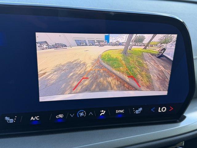 2027 Chevrolet Traverse LT - Photo 15