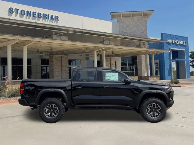 2026 Chevrolet Colorado ZR2 photo 4