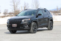 New 2023 Jeep Cherokee ALTITUDE LUX 4X4 Sport Utility For Sale in Middlebury, VT