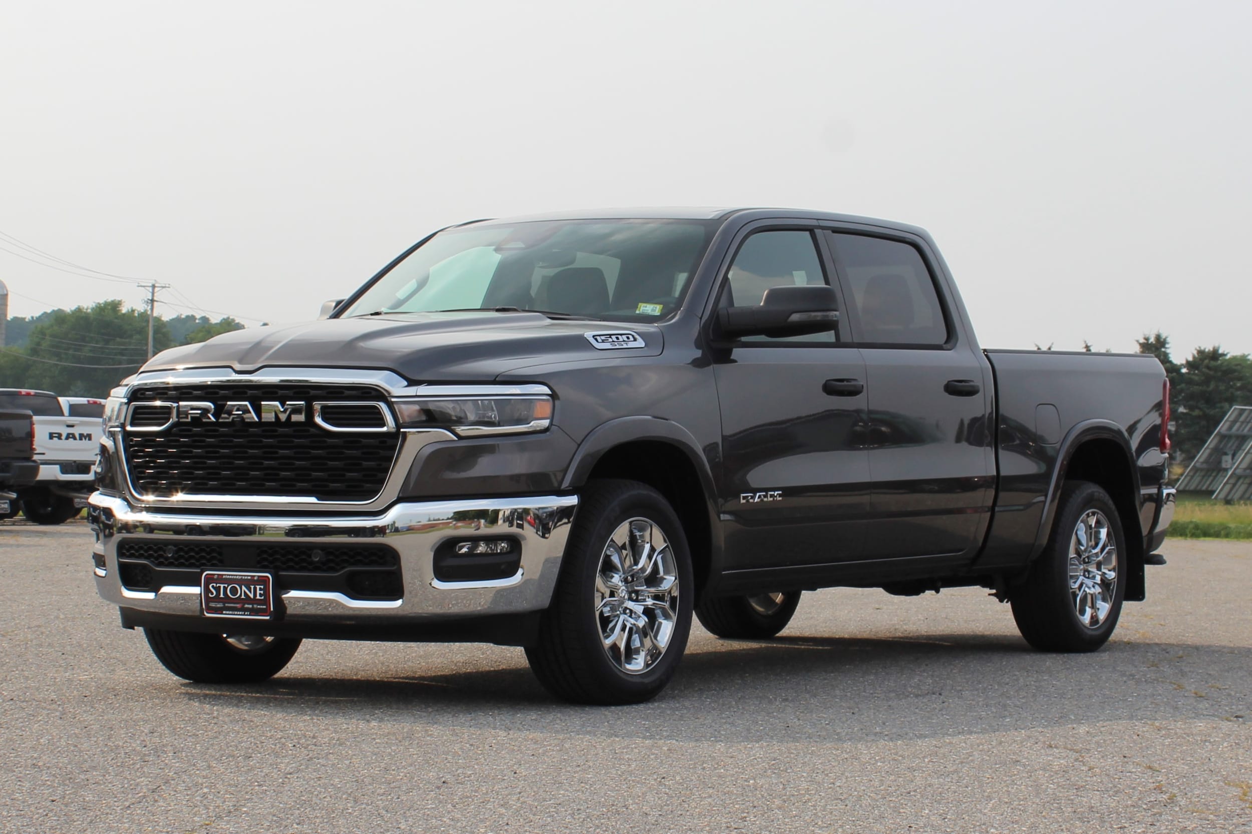 2025 Ram 1500 BIG HORN CREW CAB 4X4 6'4 BOX