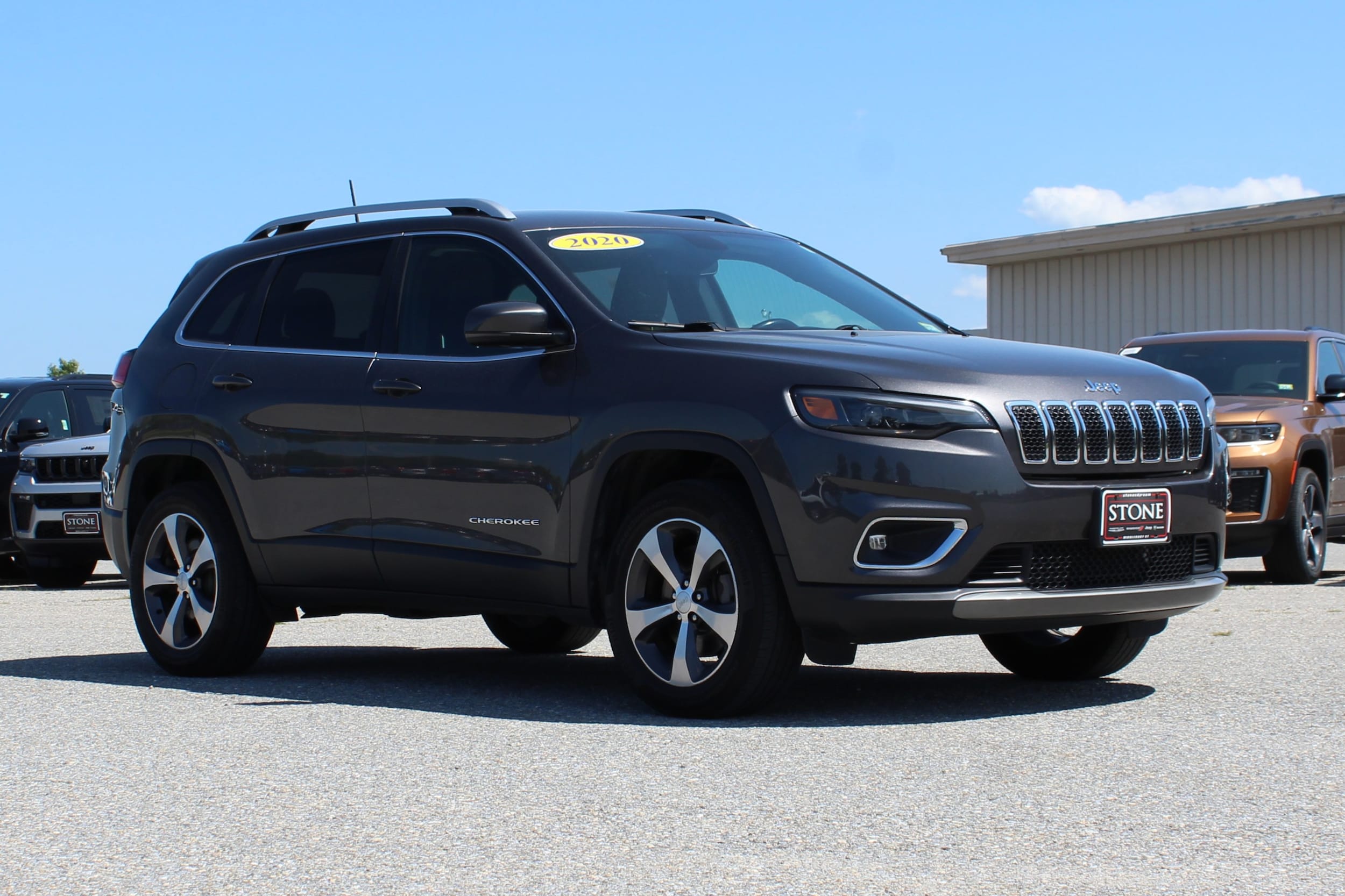 Used 2020 Jeep Cherokee Limited with VIN 1C4PJMDX6LD558944 for sale in Middlebury, VT