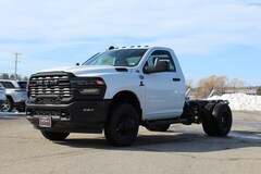 2026 Ram 3500 Chassis Cab TRADESMAN  REGULAR  4X4 60' CA Pickup
