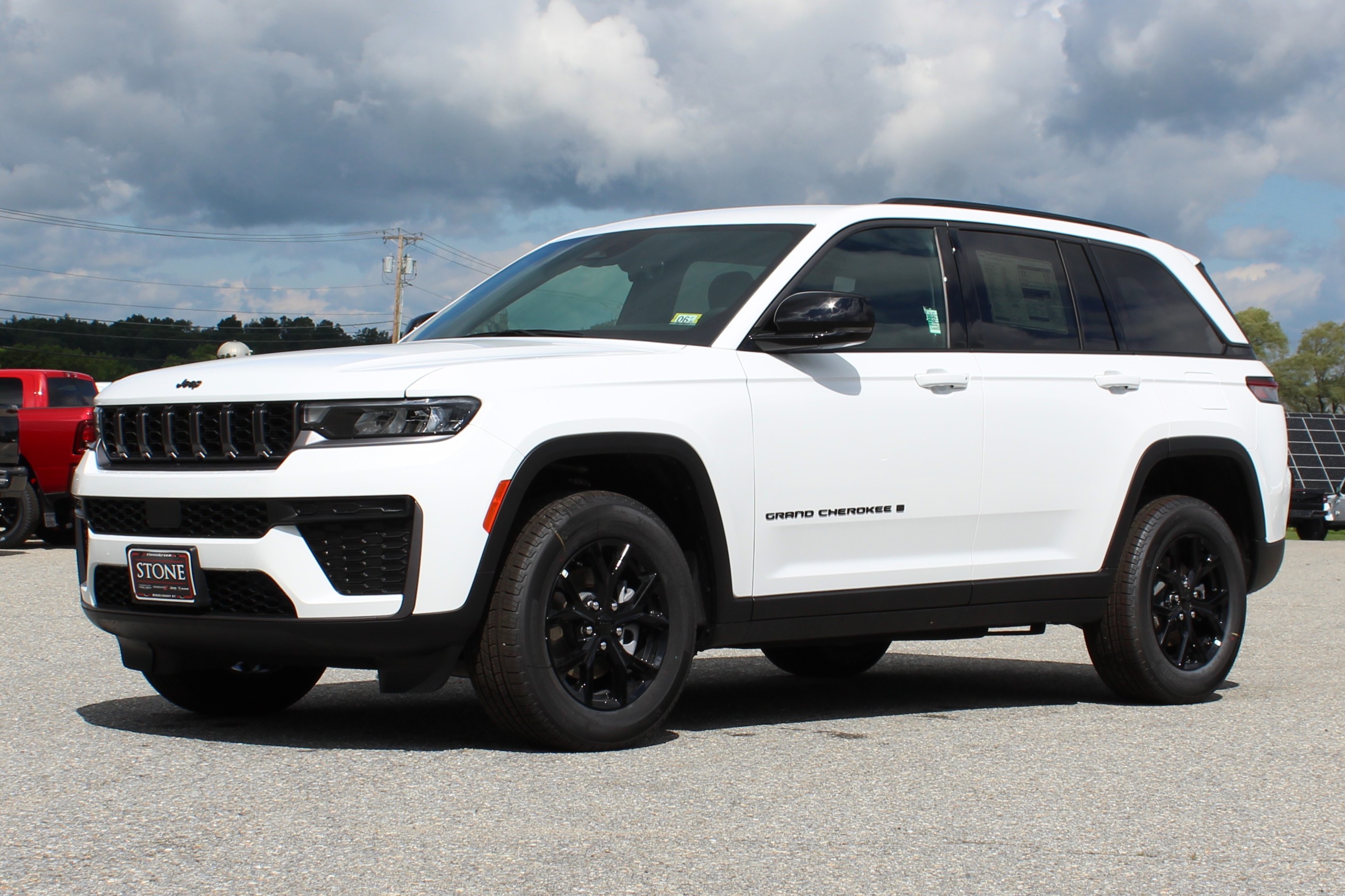 2026 Jeep Grand Cherokee LAREDO ALTITUDE 4X4 Sport Utility