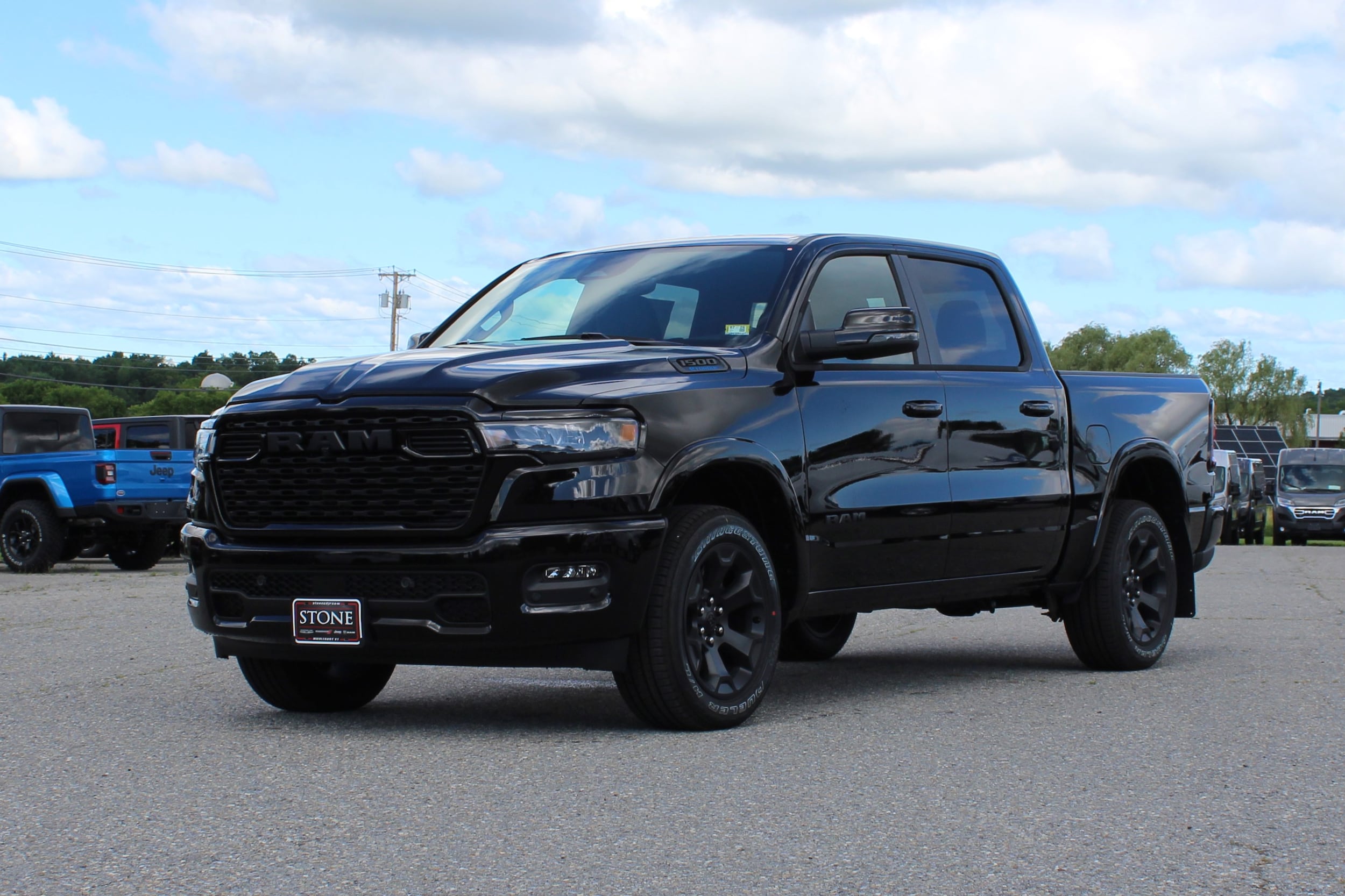 2025 Ram 1500 BIG HORN CREW CAB 4X4 5'7 BOX