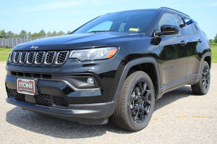 2024 Jeep Compass LATITUDE 4X4 Sport Utility