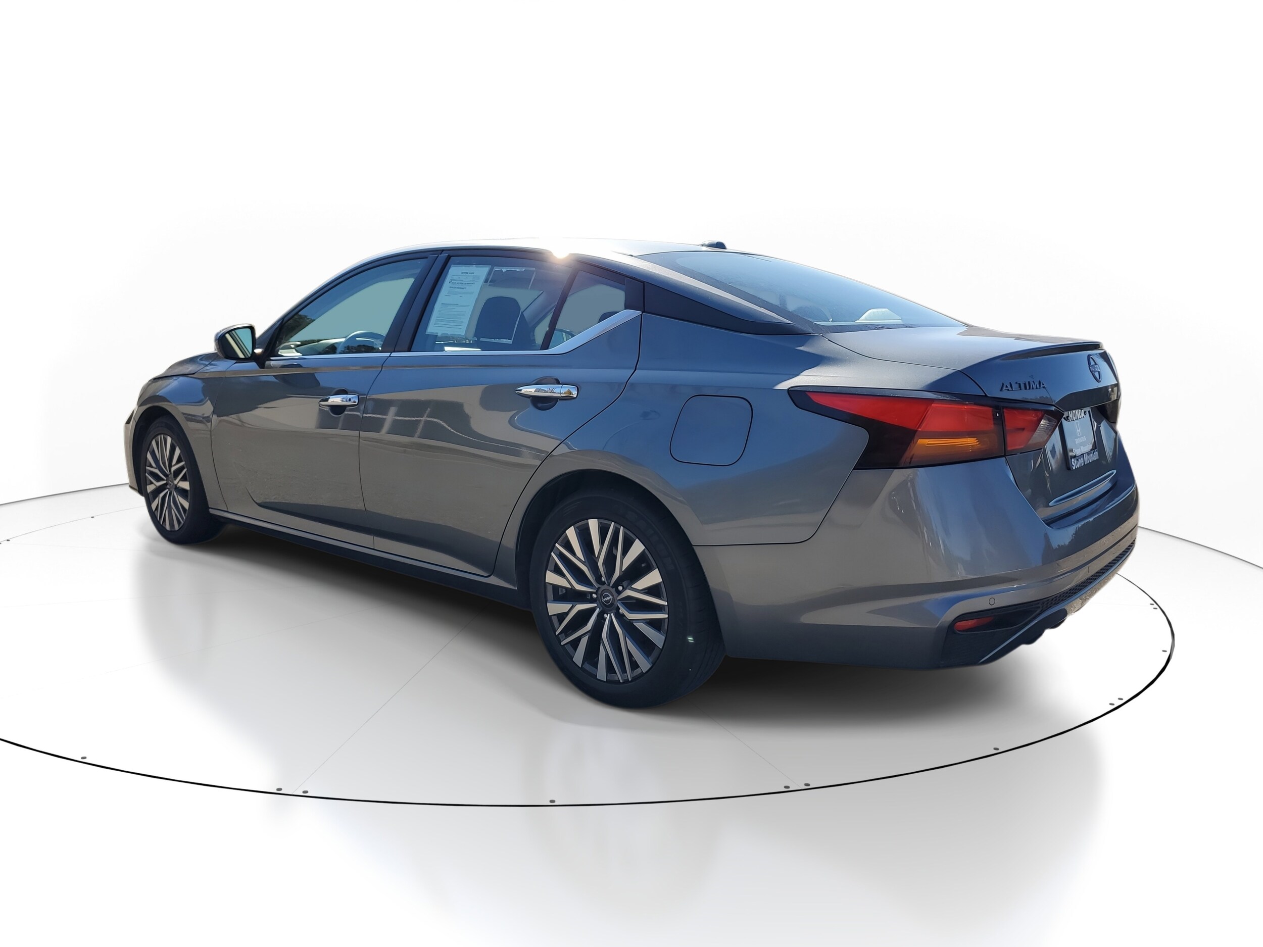 2023 Nissan Altima 2.5 SV photo 4