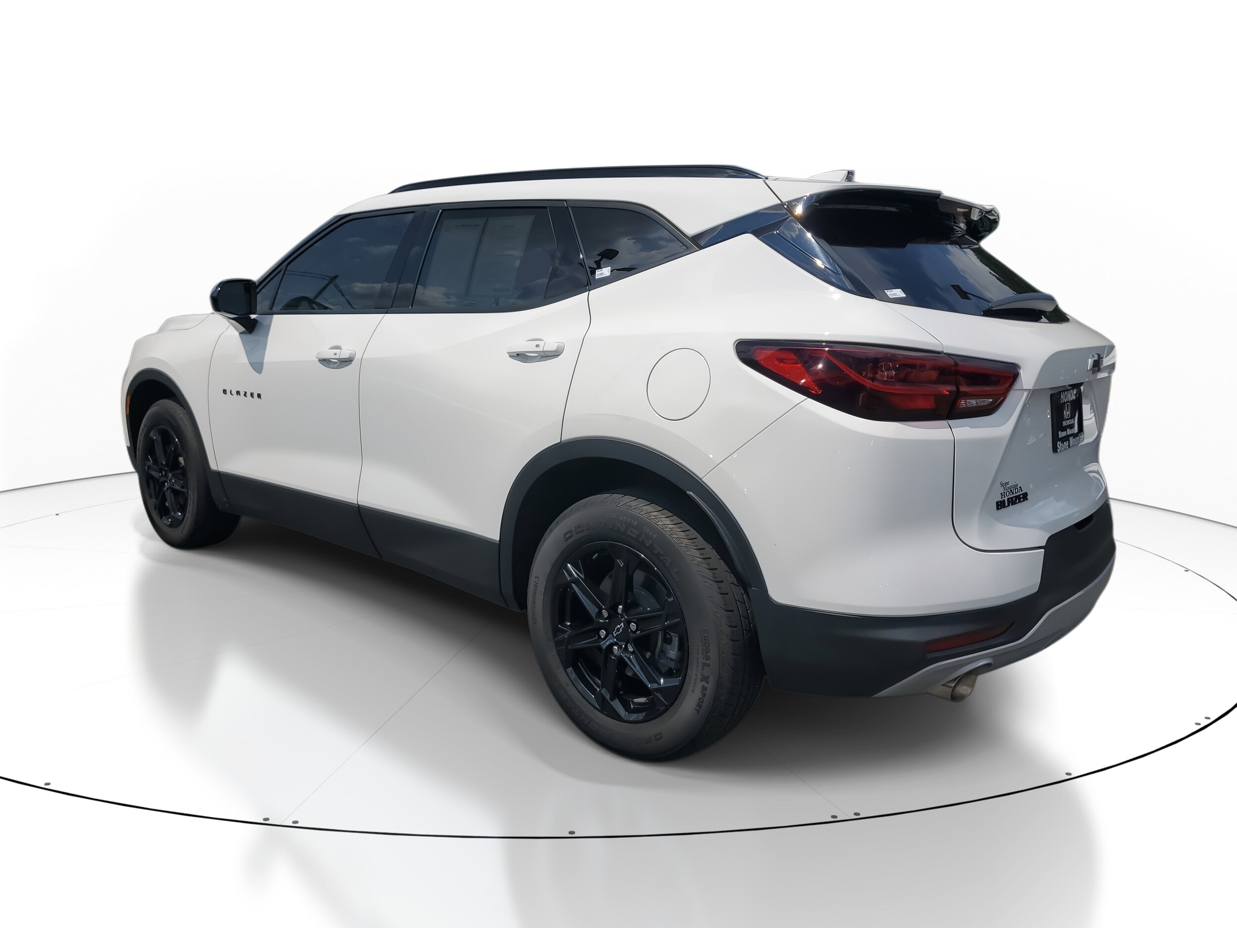 2023 Chevrolet Blazer 2LT photo 3