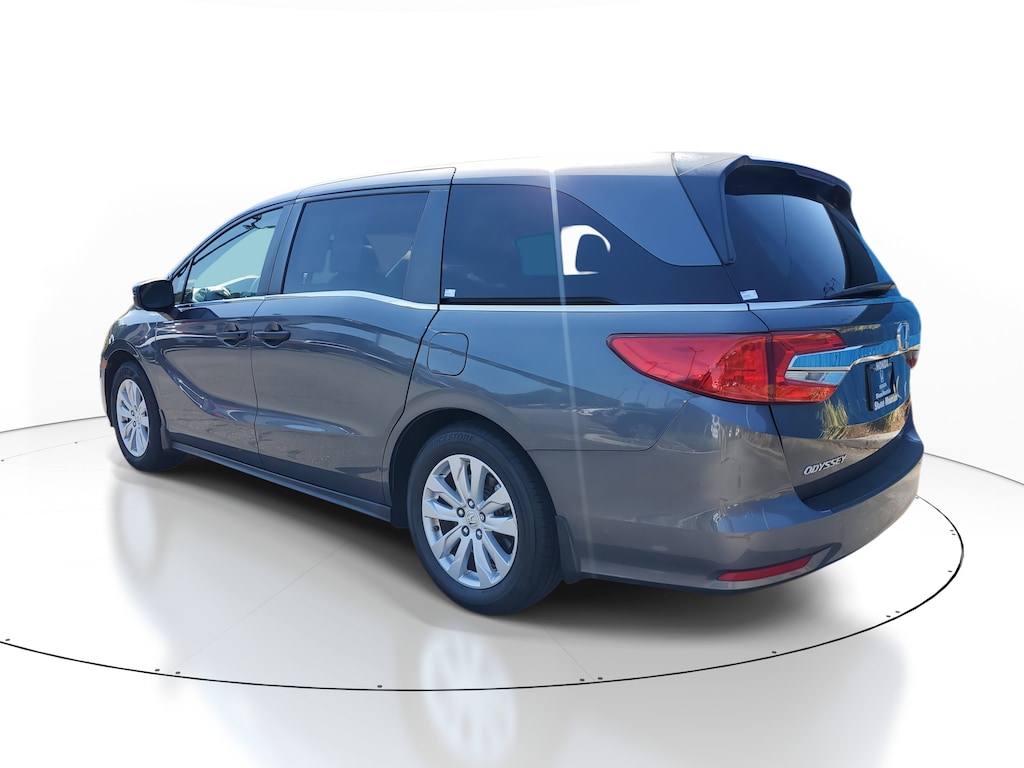 2018 Honda Odyssey LX photo 4