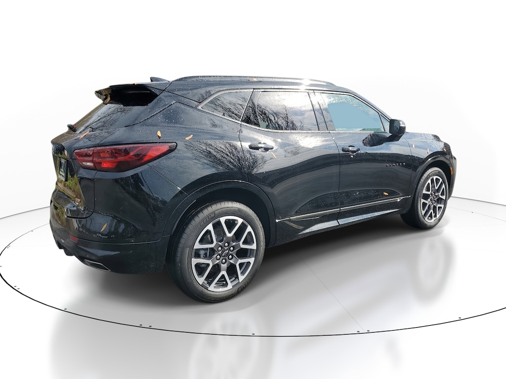 2025 Chevrolet Blazer RS photo 4