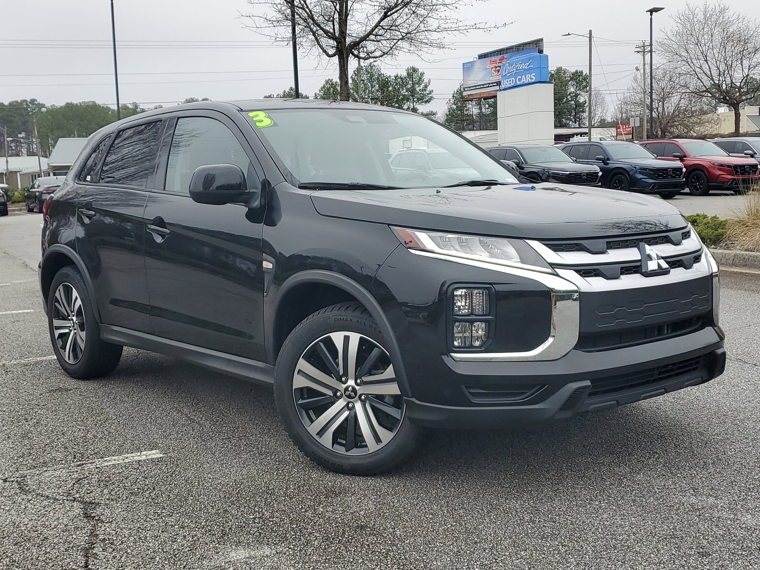 2023 Mitsubishi Outlander Sport ES's photo