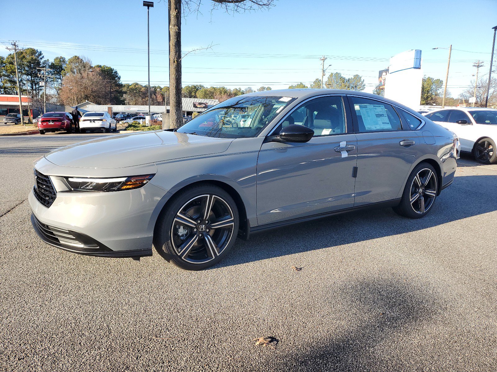 2025 Honda Accord Hybrid Sport photo 2