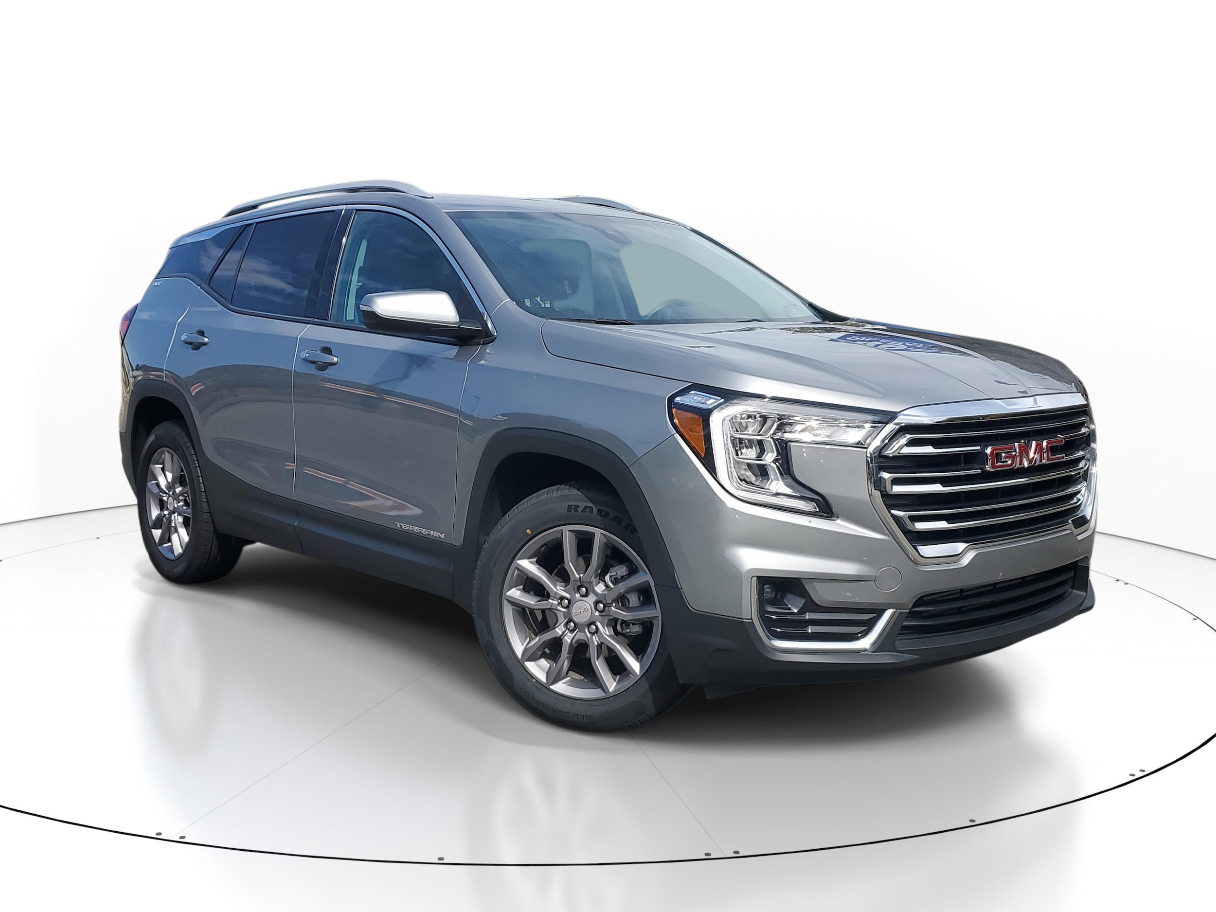 2024 GMC Terrain SLT's photo