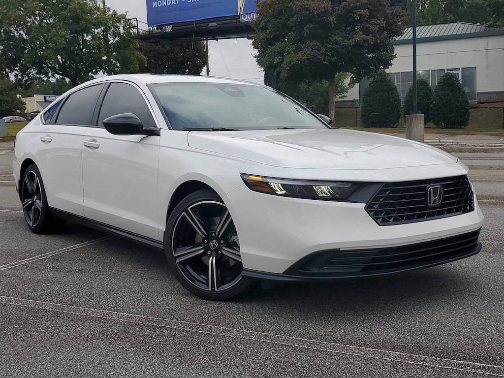 2025 Honda Accord Hybrid Sport photo 2