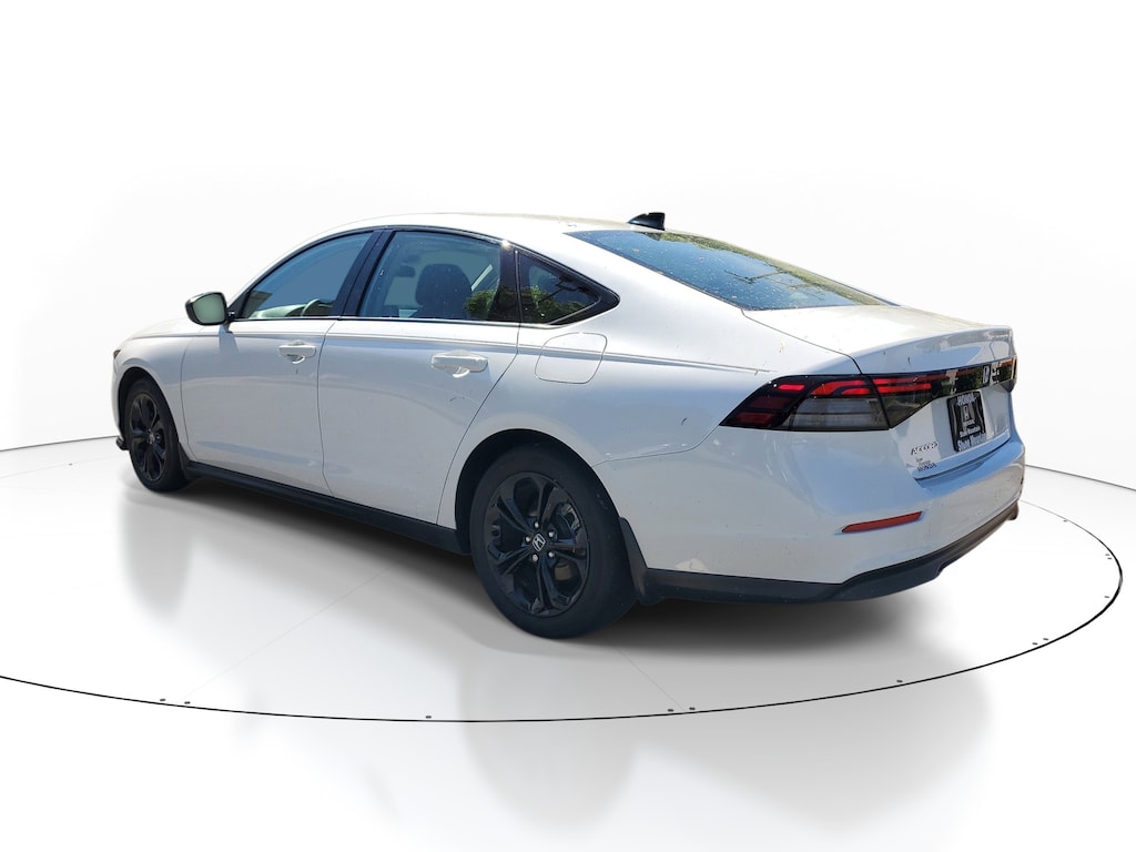 Used 2025 Honda Accord SE Sedan