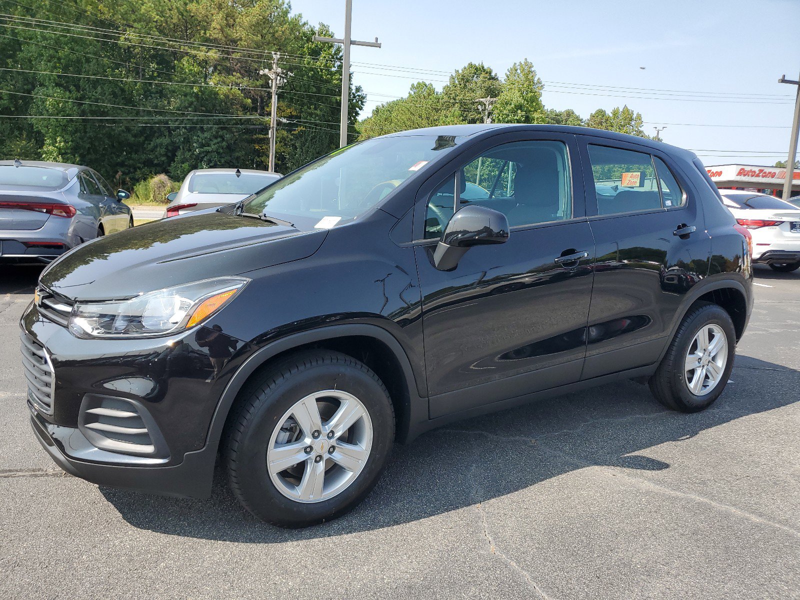 Used 2021 Chevrolet Trax LS with VIN KL7CJNSB2MB340988 for sale in Snellville, GA