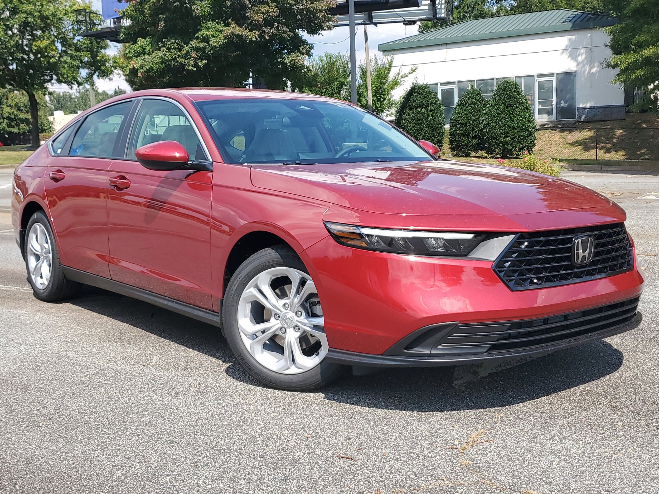 2025 Honda Accord LX's photo