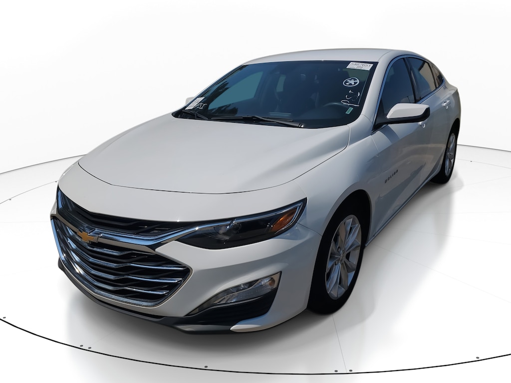 2024 Chevrolet Malibu 1LT photo 3